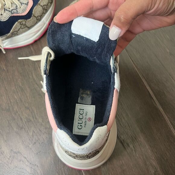 Gucci sneakers - Picture 9 of 14